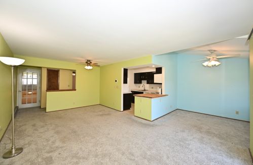 313 Cheviot Chase, Waukesha, WI 53186-6352
