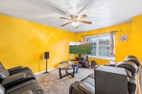 66 Wawayanda Ave, Middletown, NY 10940-6321