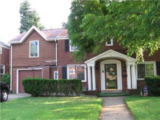 1218 Windermere Dr, Pittsburgh, PA 15218-1146