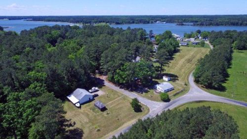 8 Pine Ln, Kinsale, VA 22488-2013