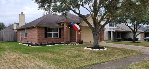 4103 Merlet Dr, Pearland, TX 77584-7893