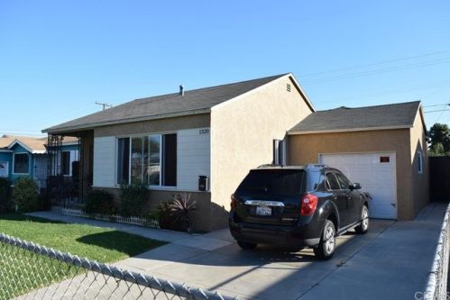 1320 Arbutus St, Compton, CA 90220-1750