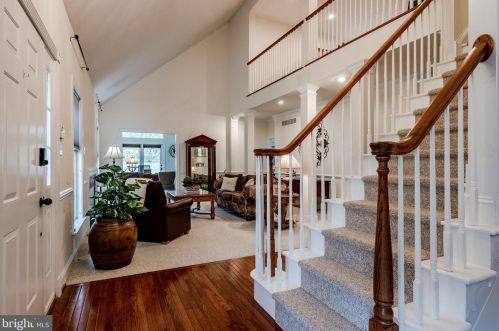 218 Birkdale Dr, Blue Bell PA  19422-3268 exterior