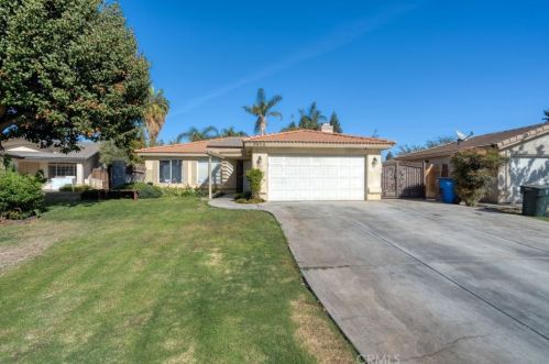 5812 Summer Cypress Dr, Bakersfield, CA 93313-6069
