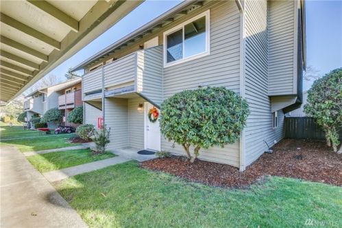10925 208th St, Kent, WA 20842-2076