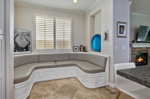 2710 Cyn Ave, San Diego CA 92123-5428 exterior