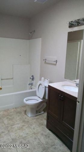 1443 Sycamore Blvd, Tucson, AZ 85712-3872