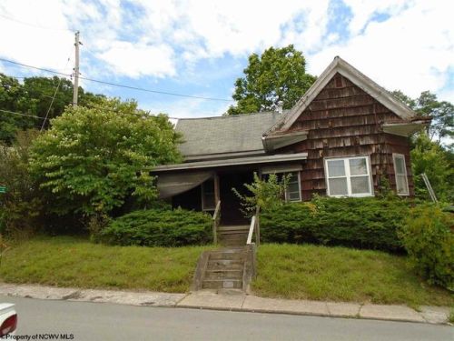 1129 Lowell St, White Hall, WV 26554-1503