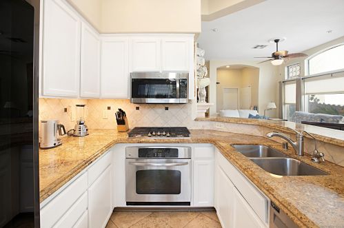 7713 Hazard Center Dr, San Diego CA  92108-4541 exterior