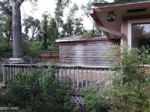 3327 Peanut Rd, Cottondale, FL 32431-6942