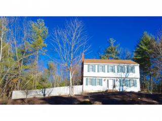 23 Schanda Dr, Newmarket, NH 03857-2152