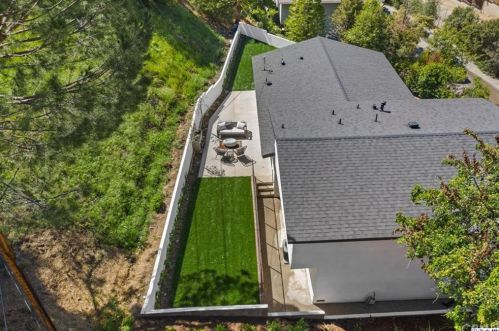 5267 Gould Ave, La Canada CA  91011-2443 exterior