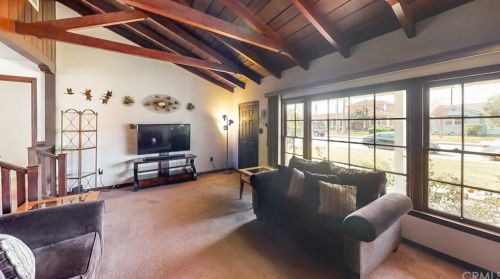 9233 Myron St, Pico Rivera CA  90660-5246 exterior