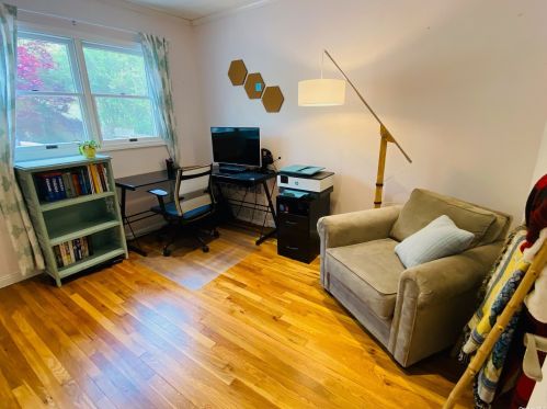 35 Lieper St, Huntington Station NY 11746-3836 exterior