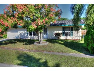 350 Manly Ave, Sebastian, FL 32958-4606
