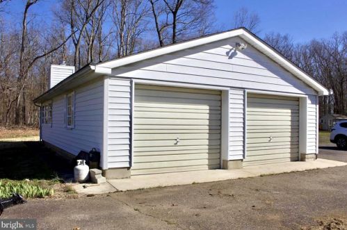 395 Dutch Mill Rd, Newfield NJ  08344-5130 exterior