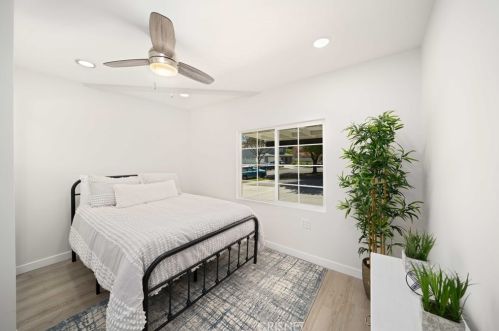 435 Talbert Ave, Simi Valley CA  93065-5249 exterior