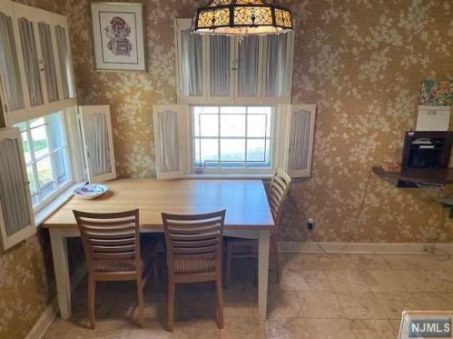 281 Lindbergh Blvd, Teaneck NJ  07666-6542 exterior