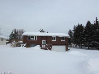 617 Memory Ln, Brunswick, OH 44212-2039