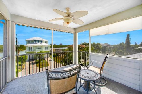 26427 Hickory Blvd, Bonita Springs FL 34134-8201 exterior