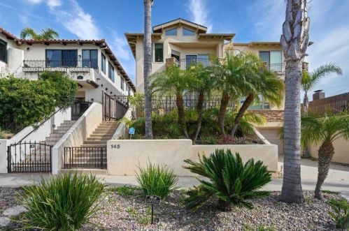 145 3rd St, Encinitas CA  92024-3208 exterior