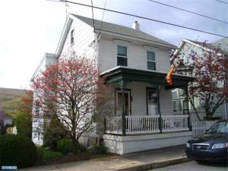 114 Vine St, Williamstown, PA 17098-1425