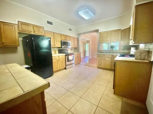 8075 Us Highway 190, Woodville, TX 75979-8956