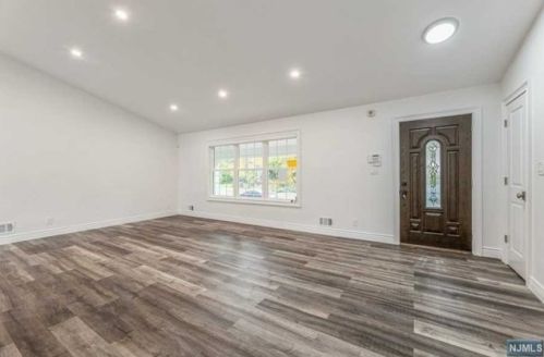 436 Ruckman Rd, Closter NJ  07624-2326 exterior