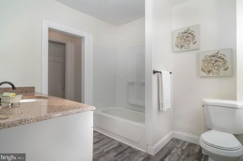 413 Muench St, Harrisburg PA  17102-1533 exterior