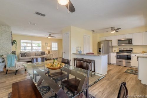 1851 Lime Tree Dr, Edgewater FL  32141-3901 exterior