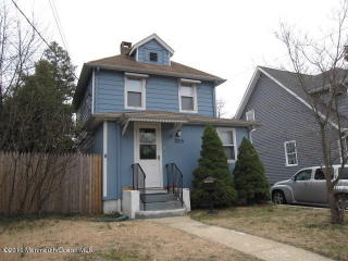 355 Church St, Belford NJ  07718-1068 exterior