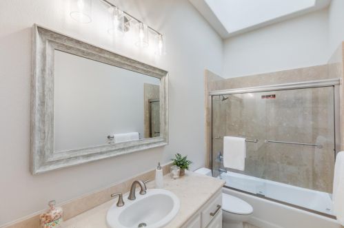 21461 Saratoga Hills Rd, Saratoga CA  95070-5377 exterior