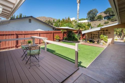 7840 Melotte St, San Diego, CA 92119-1238