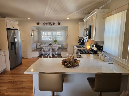 711 Hollis St, Nashua NH  03062-1331 exterior