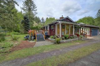1720 Beaver Lake Dr, Redmond, WA 98075-7904