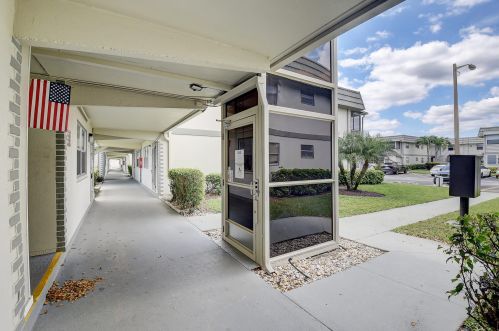 86 Monaco B, Delray Beach, FL 33446-1902
