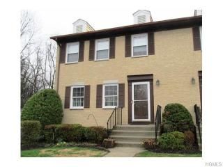 460 Hopi Ct, Airmont, NY 10901-4126