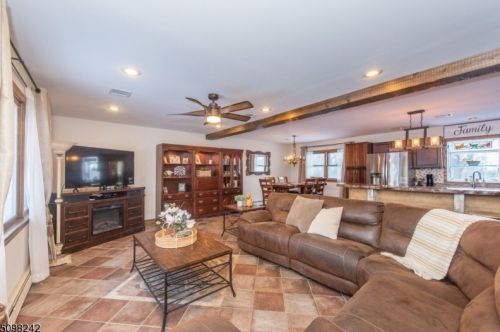 61 Flanders Rd, Mount Olive NJ  07828-3518 exterior