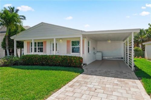 144 Hercules Dr, Fort Myers Beach, FL 33931-3830