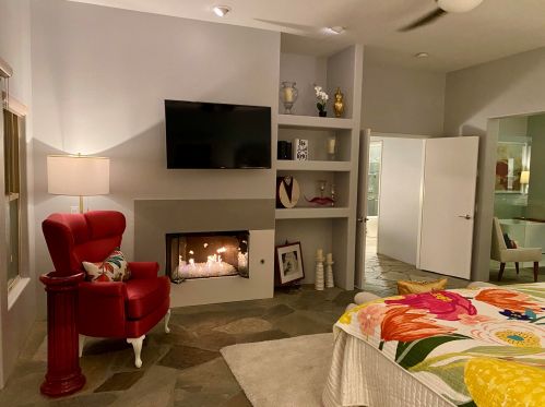 88 Kavenish Dr, Rancho Mirage CA  92270-3247 exterior