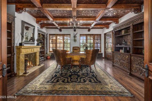 41 Biltmore Est, Phoenix AZ 85016-2819 exterior