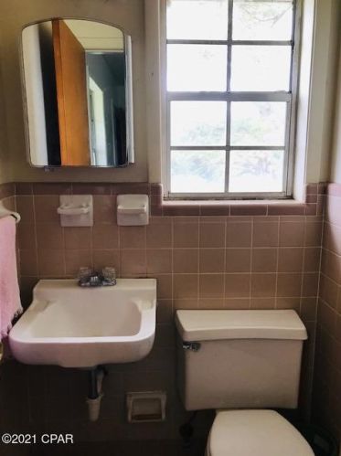 5224 Blue Springs Rd, Marianna FL  32446-6429 exterior