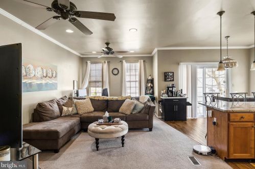 332 Lisa Way, Riverton NJ  08077-1548 exterior