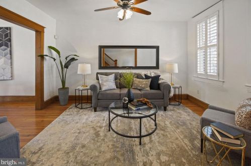 1409 A St, Washington, DC 20003-1524