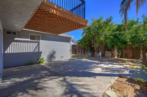 235 Cottonwood St, Woodland CA  95695-3612 exterior