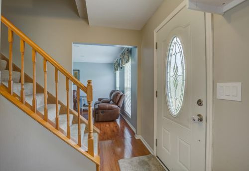1838 Mountainview Ct, Florence, KY 41042-8036
