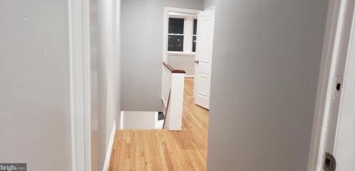850 Longshore Ave, Philadelphia PA  19111-4423 exterior