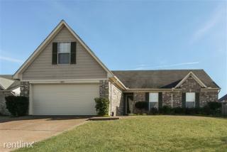 11619 Milton Meadows Dr, Lakeland TN  38002-5052 exterior