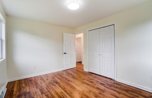 1410 White Rd, Darbydale OH  43123-8997 exterior