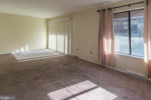 9 Cedar Creek Ct, Bear DE  19701-1001 exterior